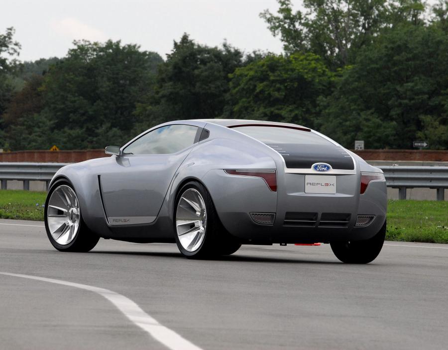  Ford Reflex Concept 2006 года  (фото 17 из 75)
